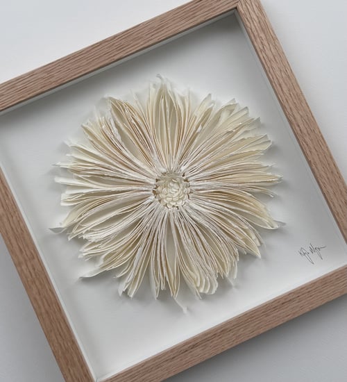 24x24cm, relief, indrammet  (2)