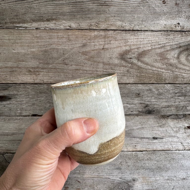 Tryk kop i beige glasur billede 2
