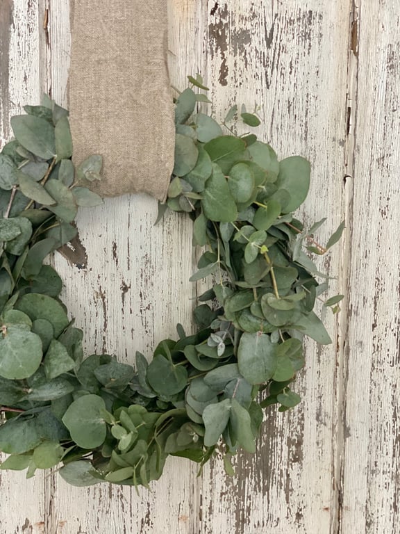 Håndbundet eucalyptus krans. billede 2