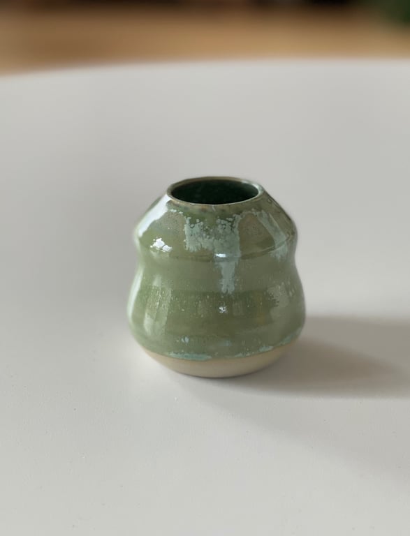 Lille buet vase, kobbergrøn billede 4
