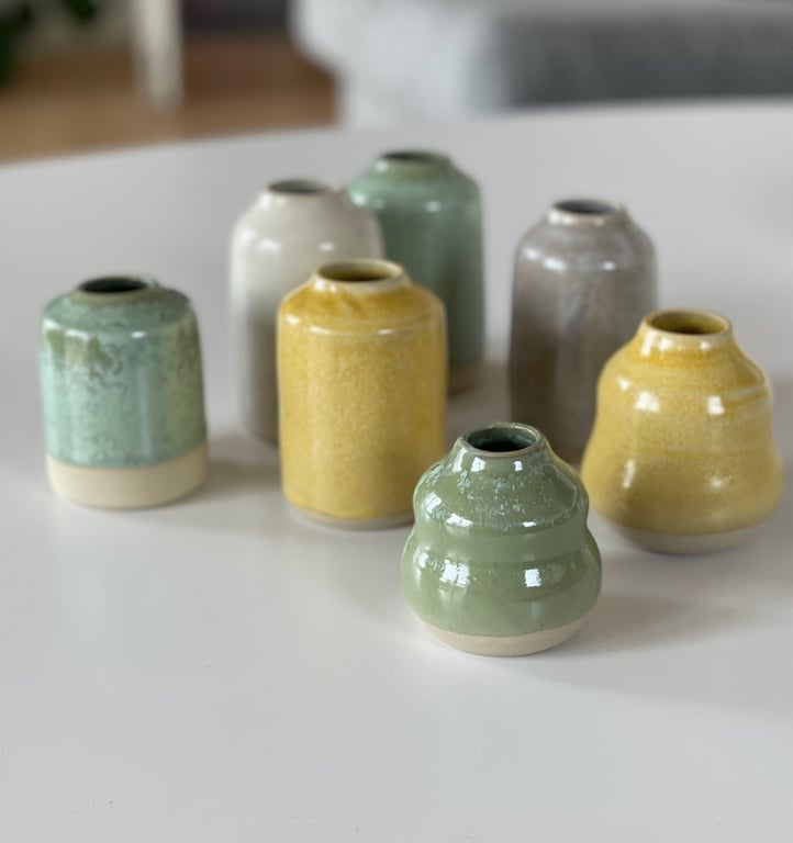 Lille buet vase, kobbergrøn billede 2