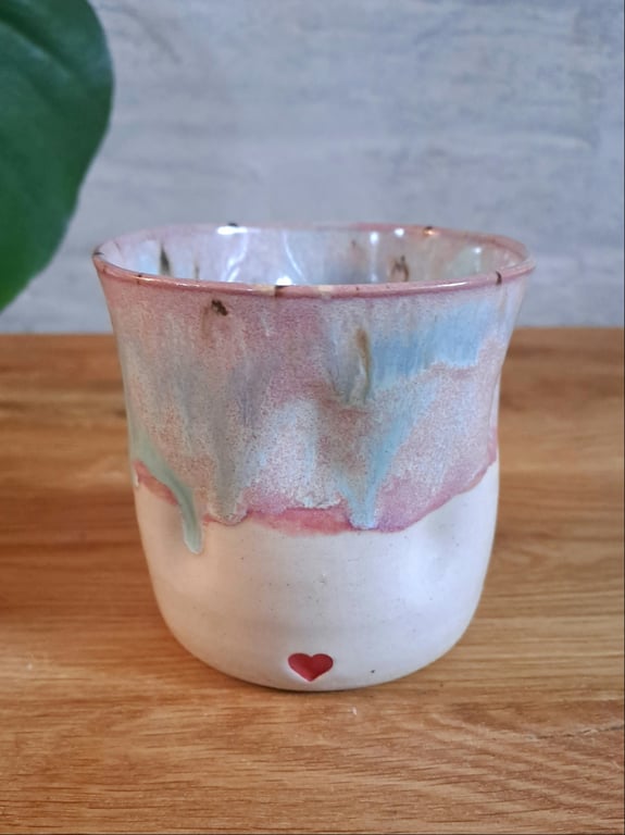 Oneheart bumle koppen kan indeholde 300 ml.