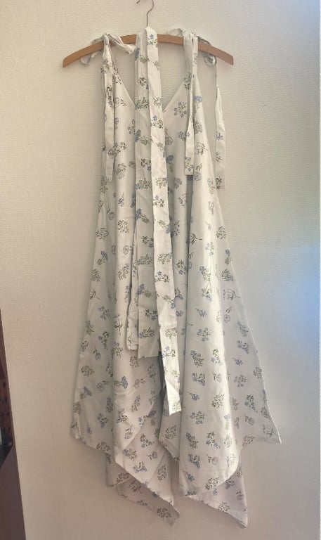 Hvid Mathilde-jumpsuit med blomster billede 3