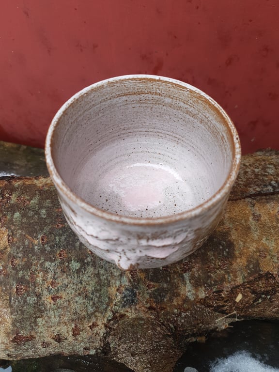 Mildt smilende ansigtskop uden hank  billede 3