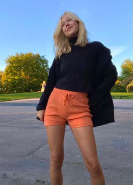 Kit: Bukser/Shorts strikket i Finuld  billede 3