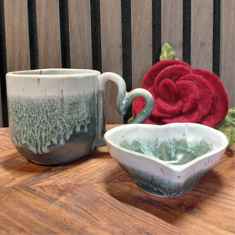 Kop med hjertehank grøn billede 3