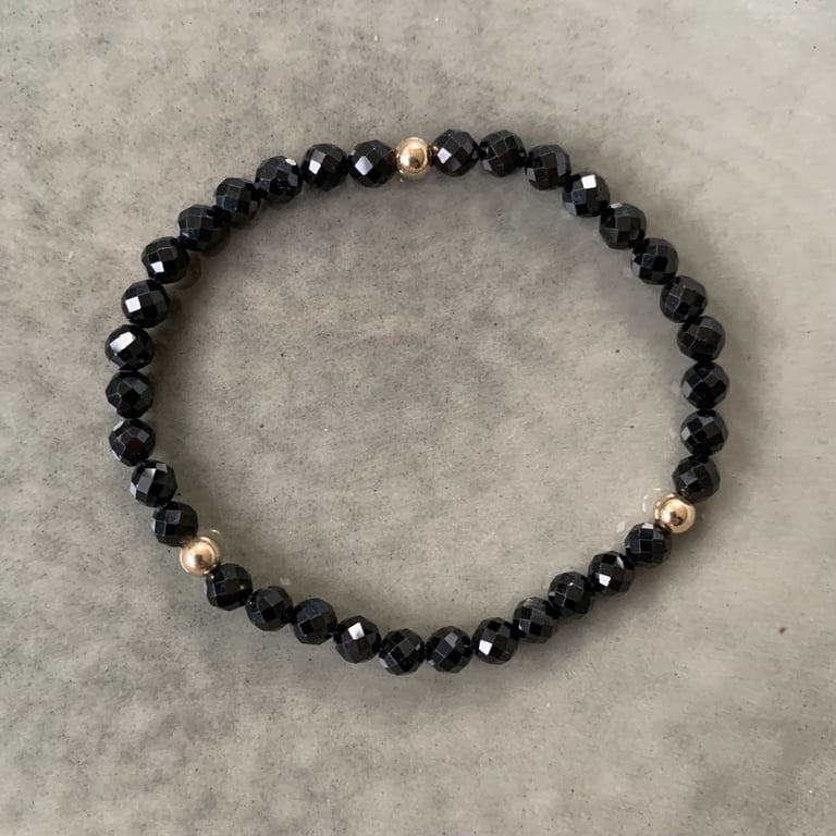 Sort spinel armbånd 4 mm billede 2