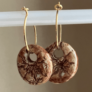 Øreringe - rustbrun – produktbillede