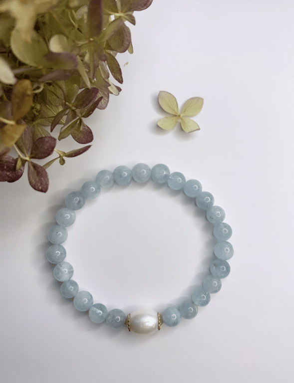 Light blue aquamarin armbånd