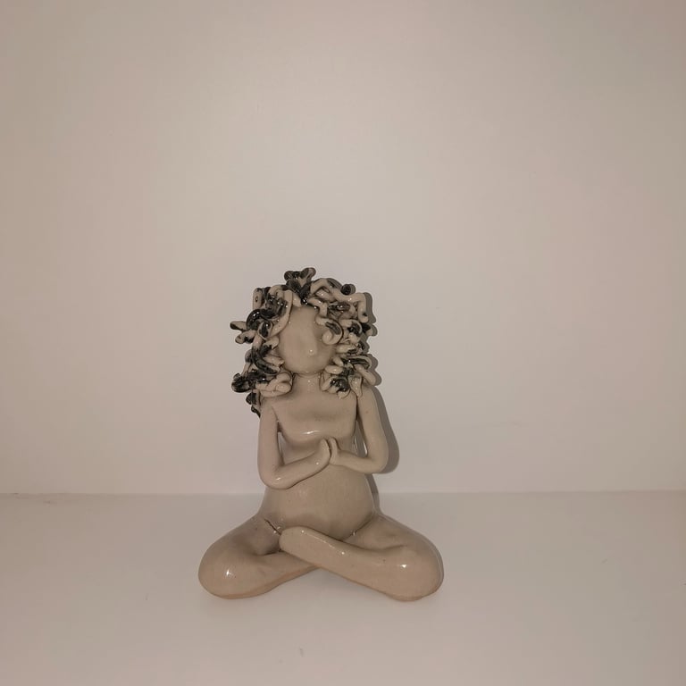 Unika keramikfigur - kvinde  billede 2