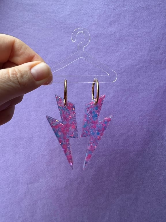 Pastel lilla og blå glimmer lyn i creol