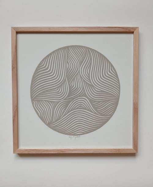 30x30cm papercut, beigegrå, indrammet (3)