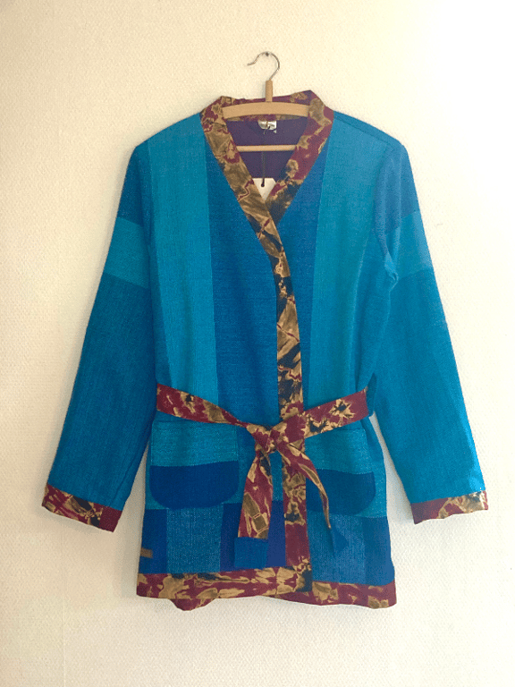 Colorblast jakke med afrikansk touch billede 4