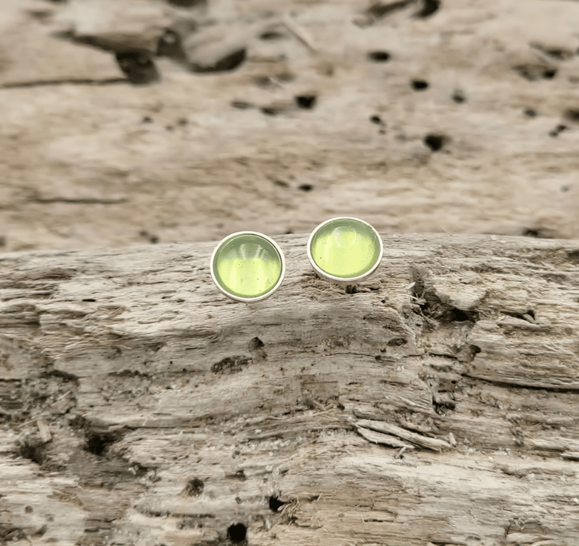 Peridot ørestikker.