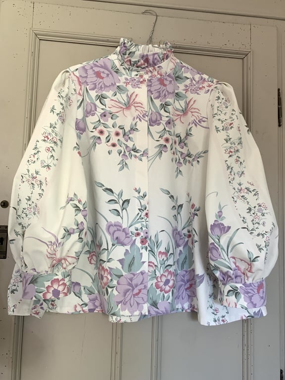 Pastelskjorte 9 str. S-M