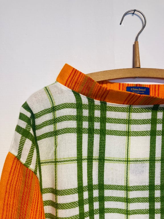 Trine-bluse med kontrast billede 4