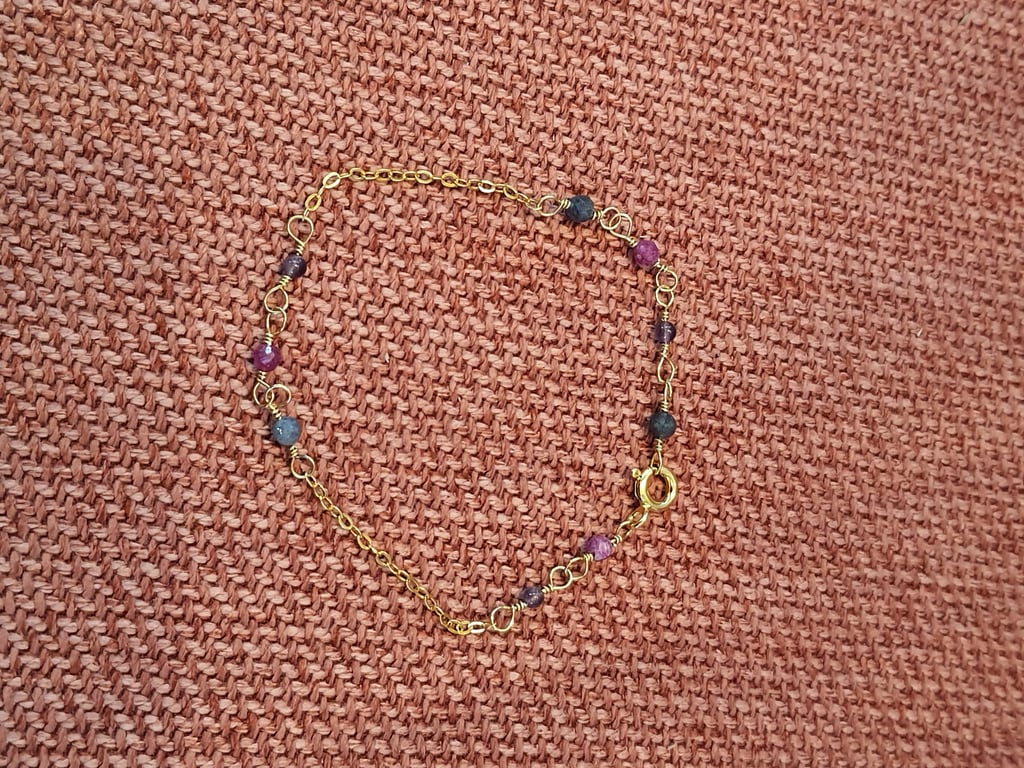 Forgyldt sterling sølv armbånd med safir og rubin