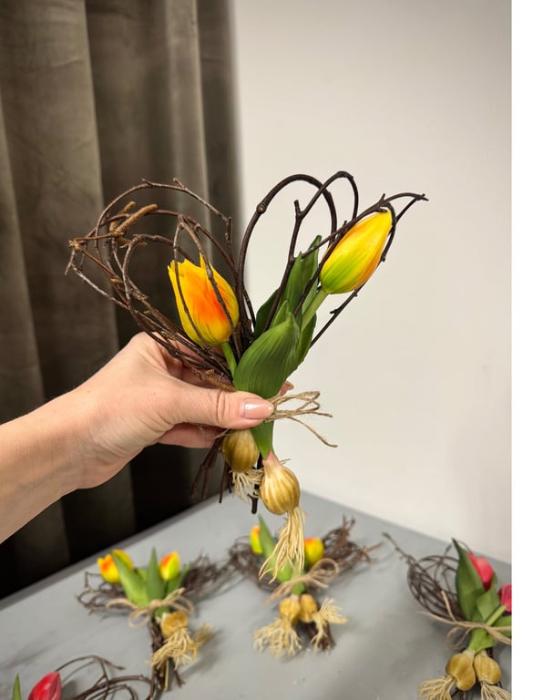 Kirkegårdshilsen gul