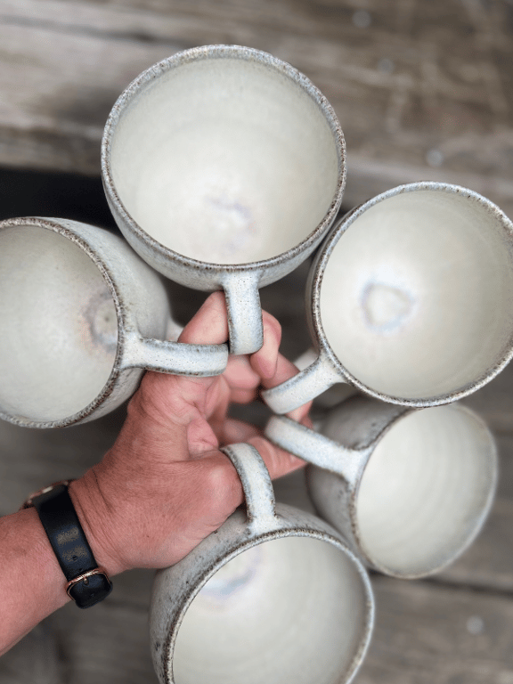 Kop med hank (M) - fløde