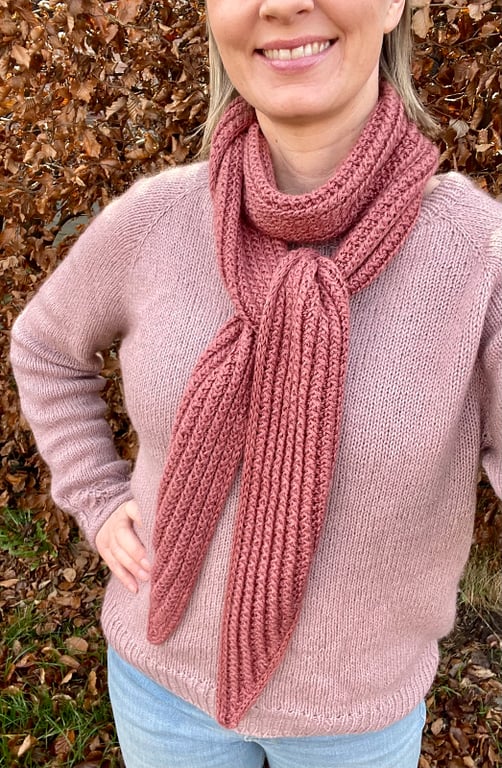 Elise Scarf strikkeopskrift billede 2