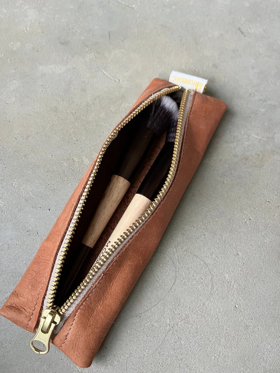 Penalhus i skind billede 3