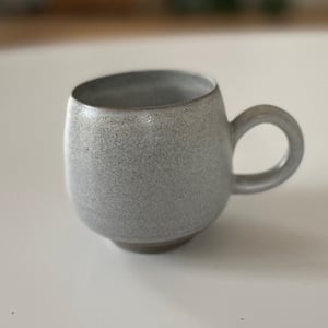Buttet kop, mørkt ler, skifergrå – produktbillede