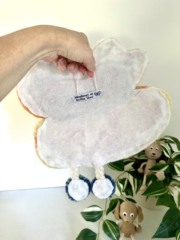 Tuftet vægophæng i uld – Håndlavet til børneværelset  billede 4