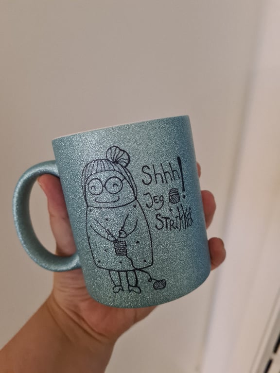 Krus: shhh jeg strikker Lys Blå Glimmer billede 2