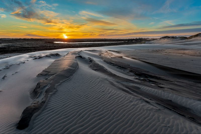 Tungsand på Råbjerg mile i Skagen lige før solnedgang