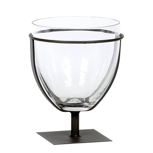 Vase på jernfod