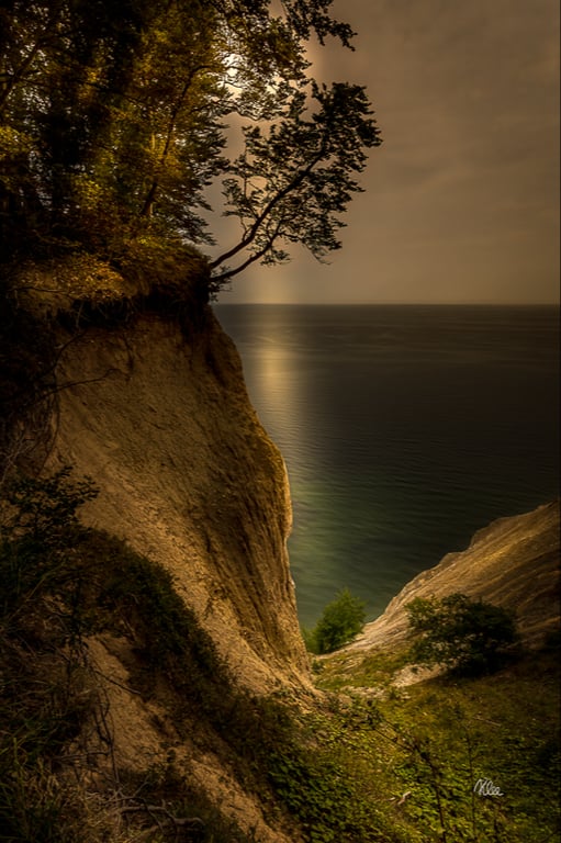 En sommernat i måneskin på Møns Klint en smuk sommeraften