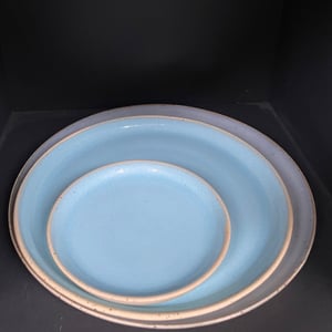 Middagstallerken i "Badehotel Blå"  Ø = 27 cm – produktbillede