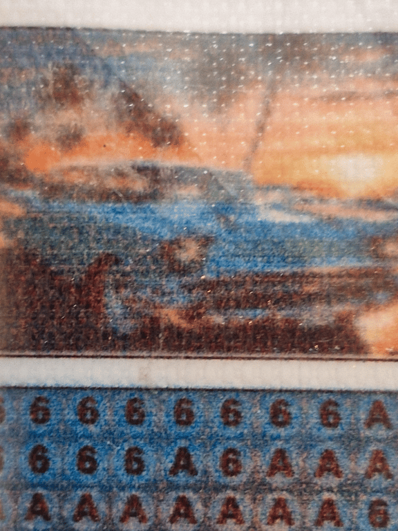 En pæne gamle bil holder ned ved vandet den er 20×30