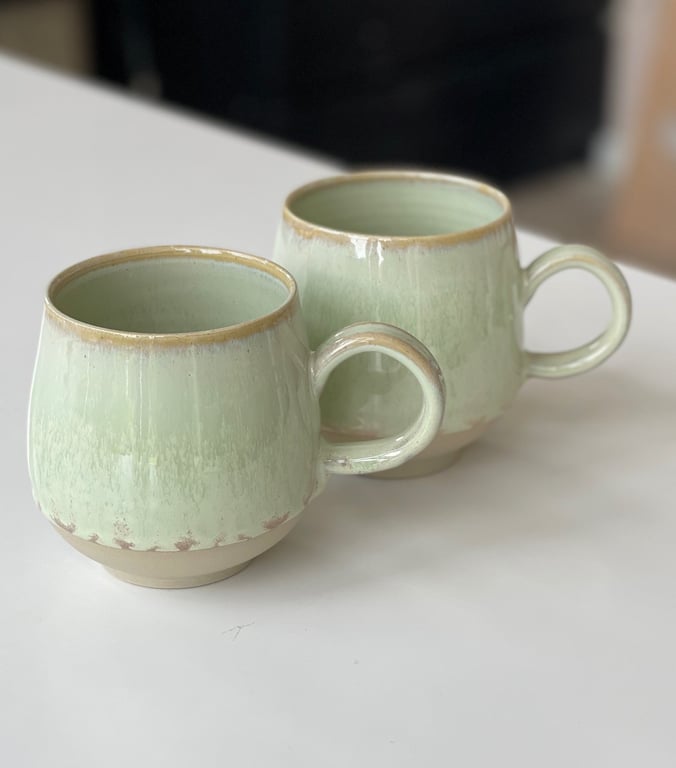 Buttet kop, pebermynte/creme