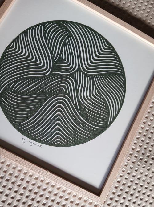 30x30cm papercut, mørkegrøn, indrammet 