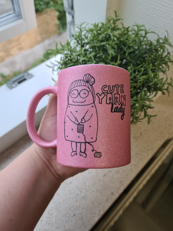 Krus: Cute Yarn Lady Pink Glimmer