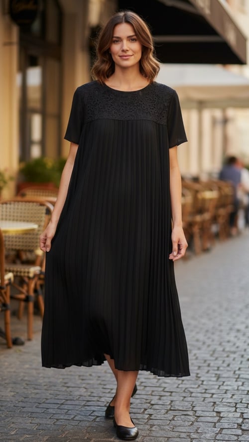 Vita viscose plisse dress, Black w blonde. Onesize str 38-48. (2)