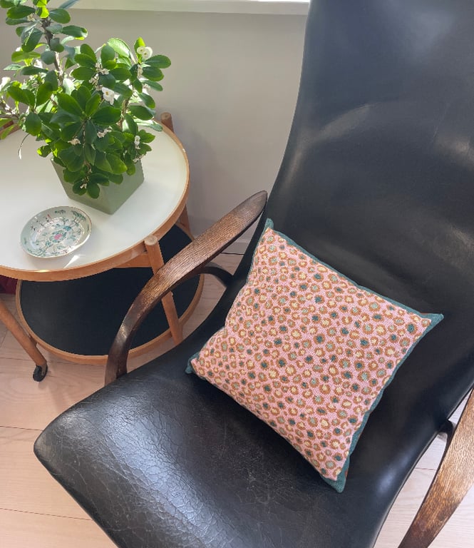 Crazy Leo Rose pude 2027-4 Str. 39 x 39 cm. (5)