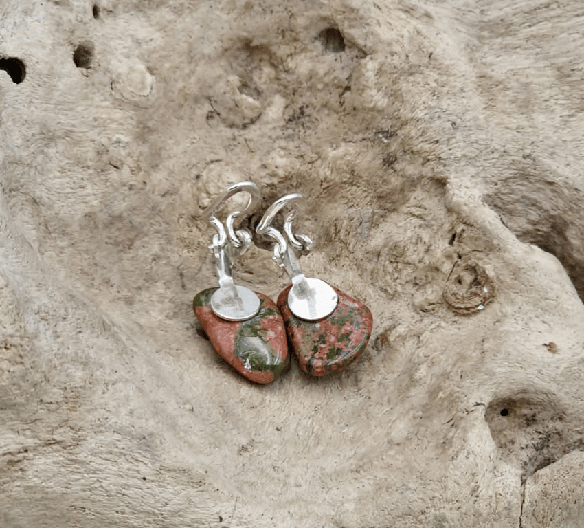 Grønne unakit øreclips. billede 2