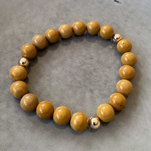 Gul mookait armbånd 8mm – produktbillede