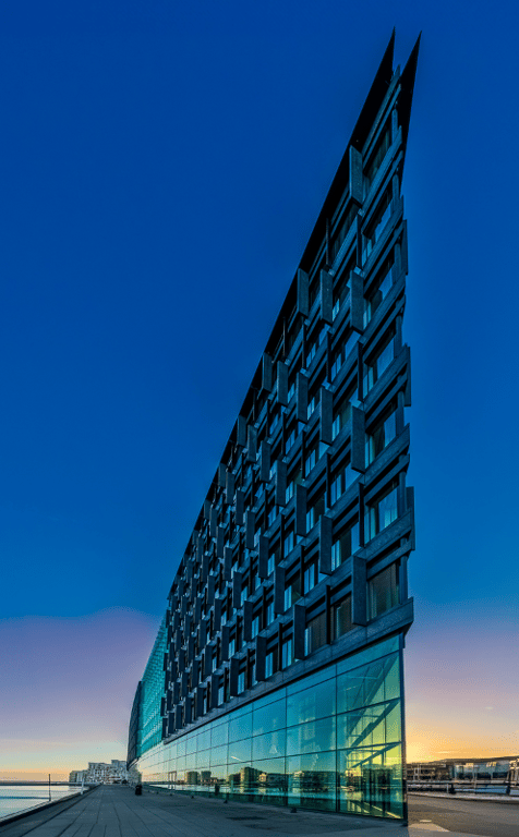 Allers ikoniske kontor også kaldet skibet, tæt ved Bryggebroen i København