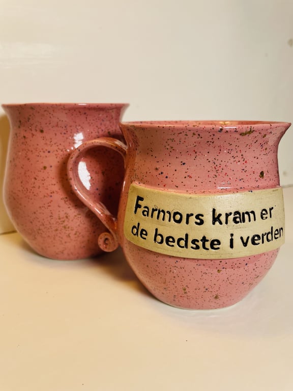 Keramik krus med tekst - Farmors kram er de bedste i verden