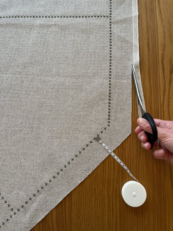 Motiver ottekantet - juletræstæppe 2028-8                           Str. Ø 138 cm.