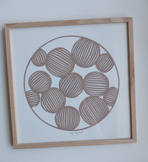 30x30cm papercut, nougat, Indrammet 