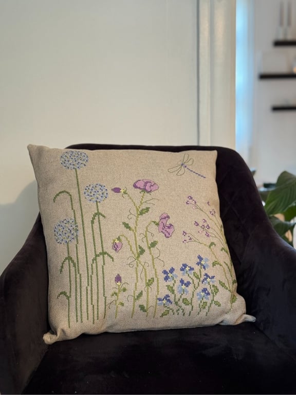 2052-2 Blue flowers square ca. 45 x 45 cm. (3)