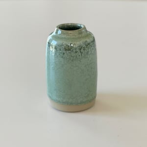 Vase, kobbergrøn - 9 cm – produktbillede