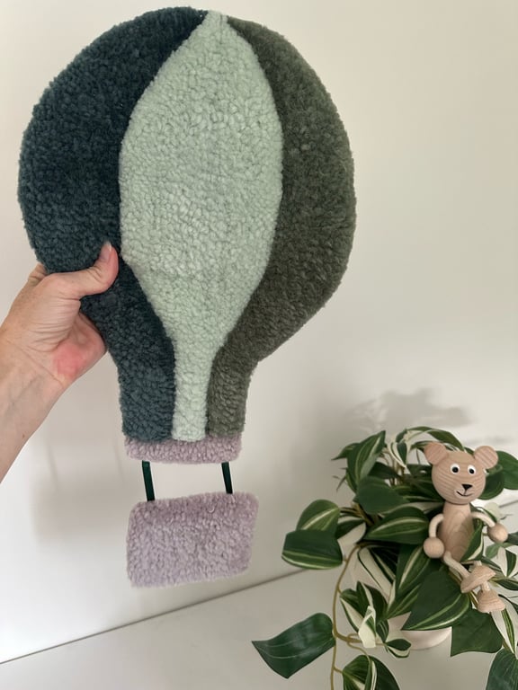 Tuftet luftballon - Håndlavet vægkunst i 100% uld. billede 2