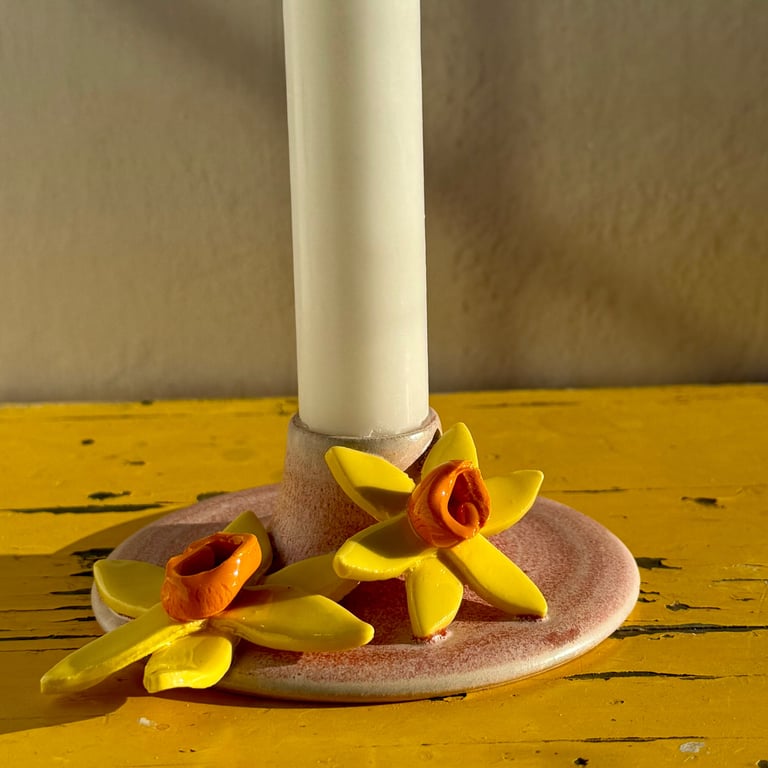 Forårsstage m. påskeliljer  billede 2