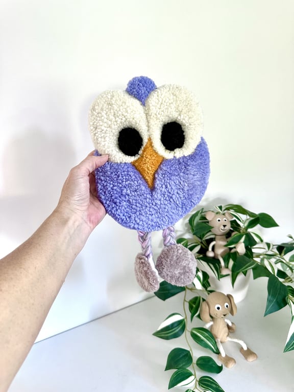 Tuftet vægophæng i uld – Håndlavet til børneværelset 