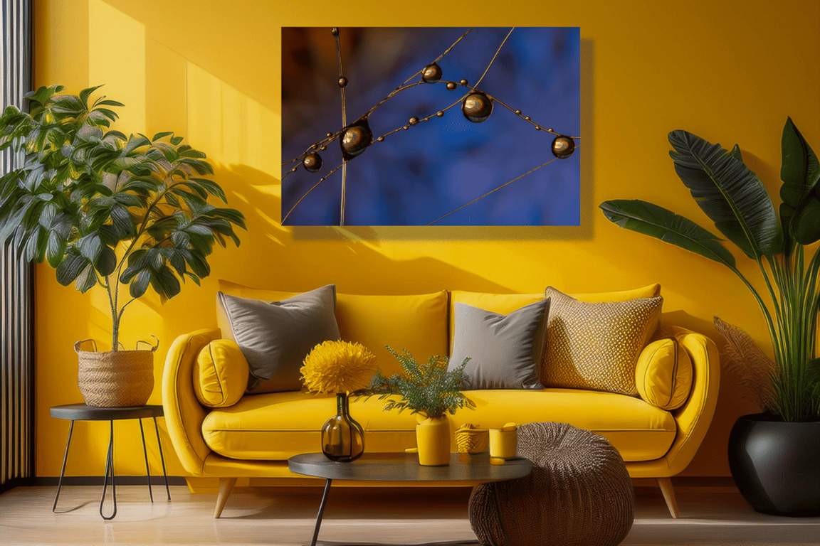 Vanddråber i makro kunst i blå nuancer billede 2